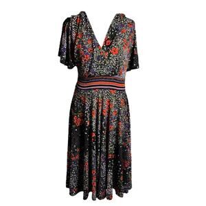 Girls from Savoy Floral Poppy  V Neck Mini Dress sz M